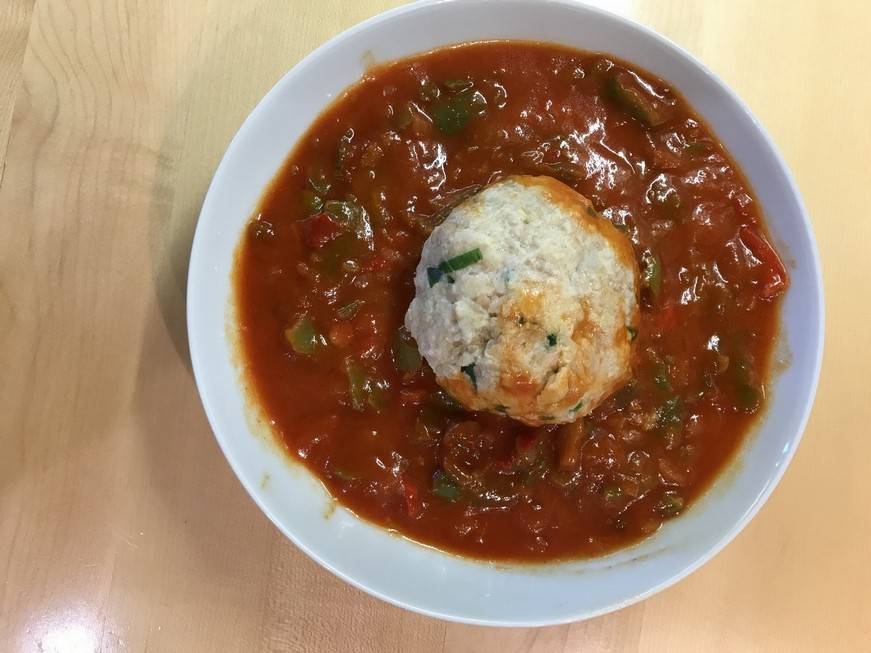 Spinatknödel mit Letscho