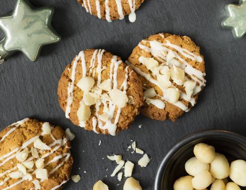 Glutenfreie Haferflocken Kekse mit Macadamianüssen