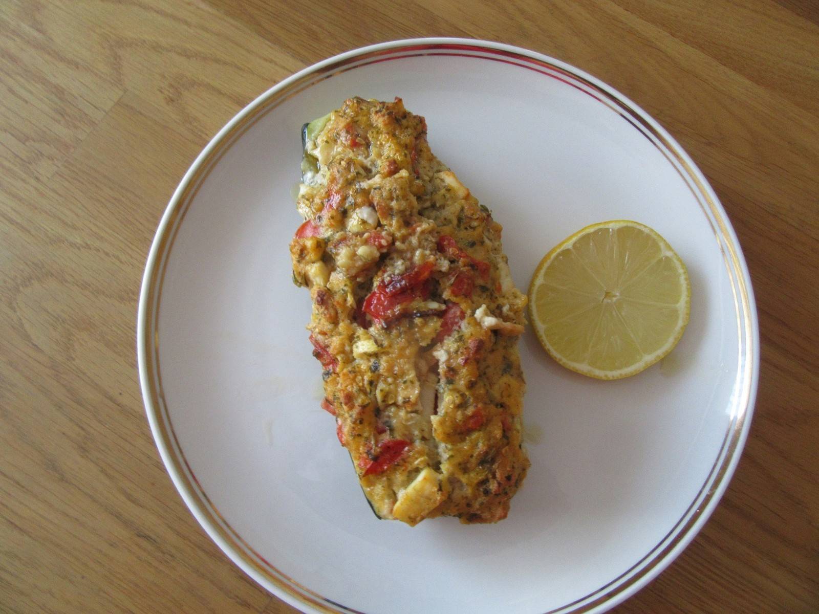 Gefüllte Zucchini mit Fisch