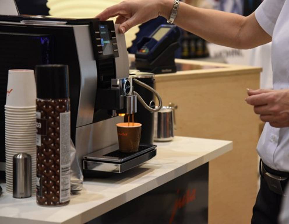 Am JURA Stand konnten innovative Kaffeemaschinen entdeckt werden, kompetent vor Ort erklärt. Und man konnte sich auch gleich von der Qualität des Kaffees überzeugen!