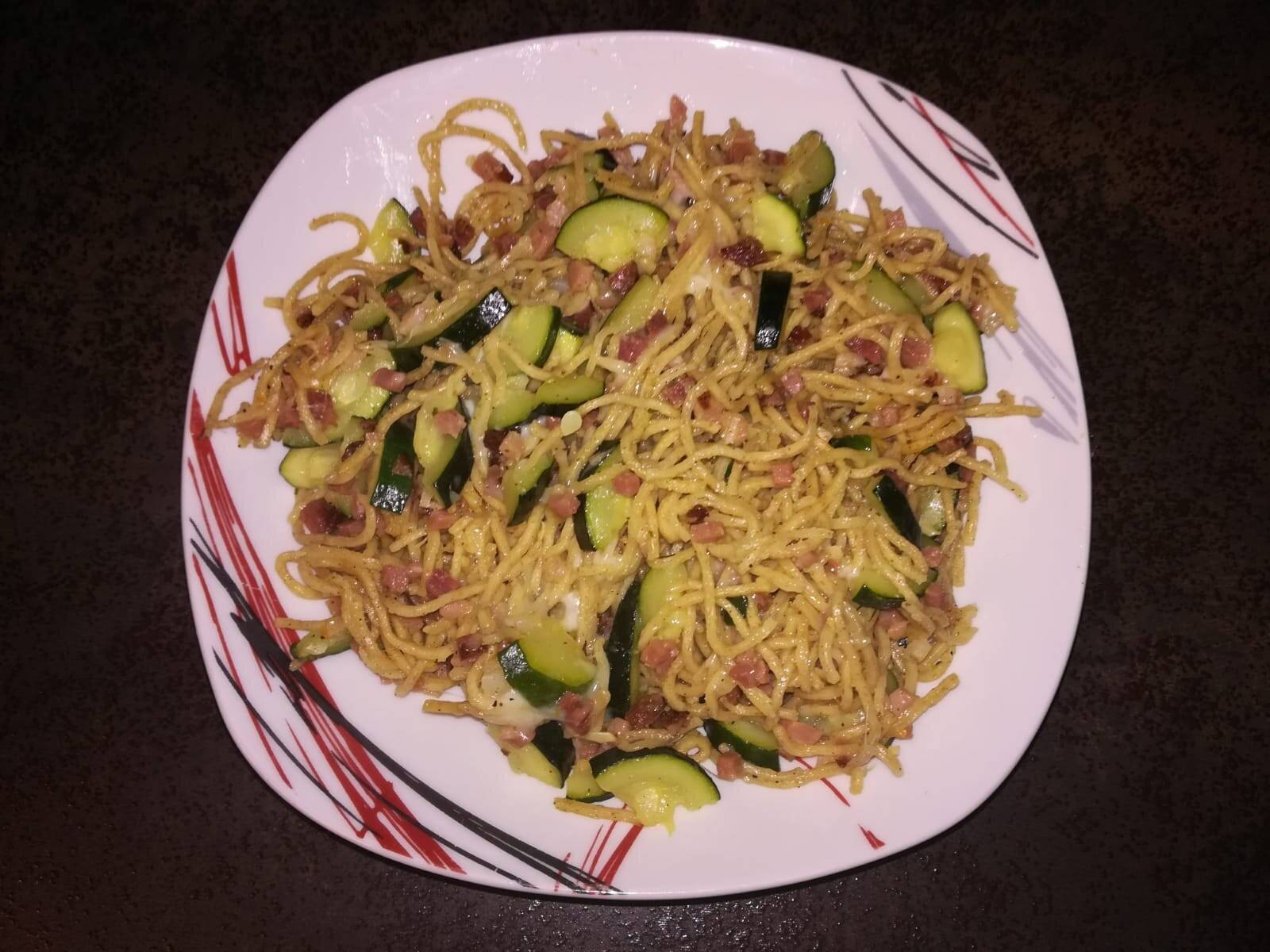 Zucchininudeln