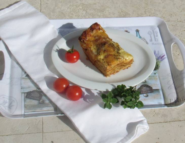 Lasagne alla Bolognese Lasagne alla Bolognese