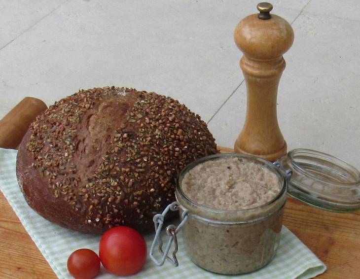 Pikanter Bratenaufstrich Pikanter Bratenaufstrich