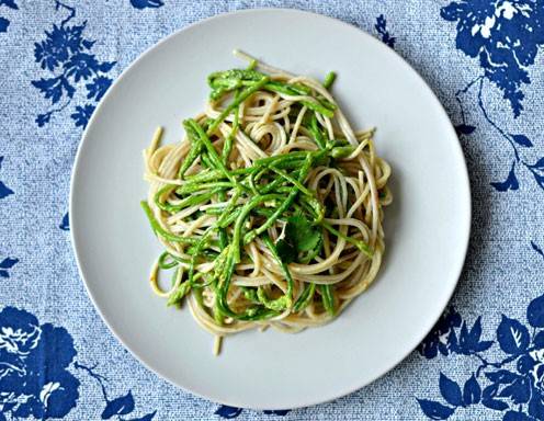 Spaghetti mit wildem Spargel Rezept