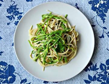 Spaghetti mit wildem Spargel