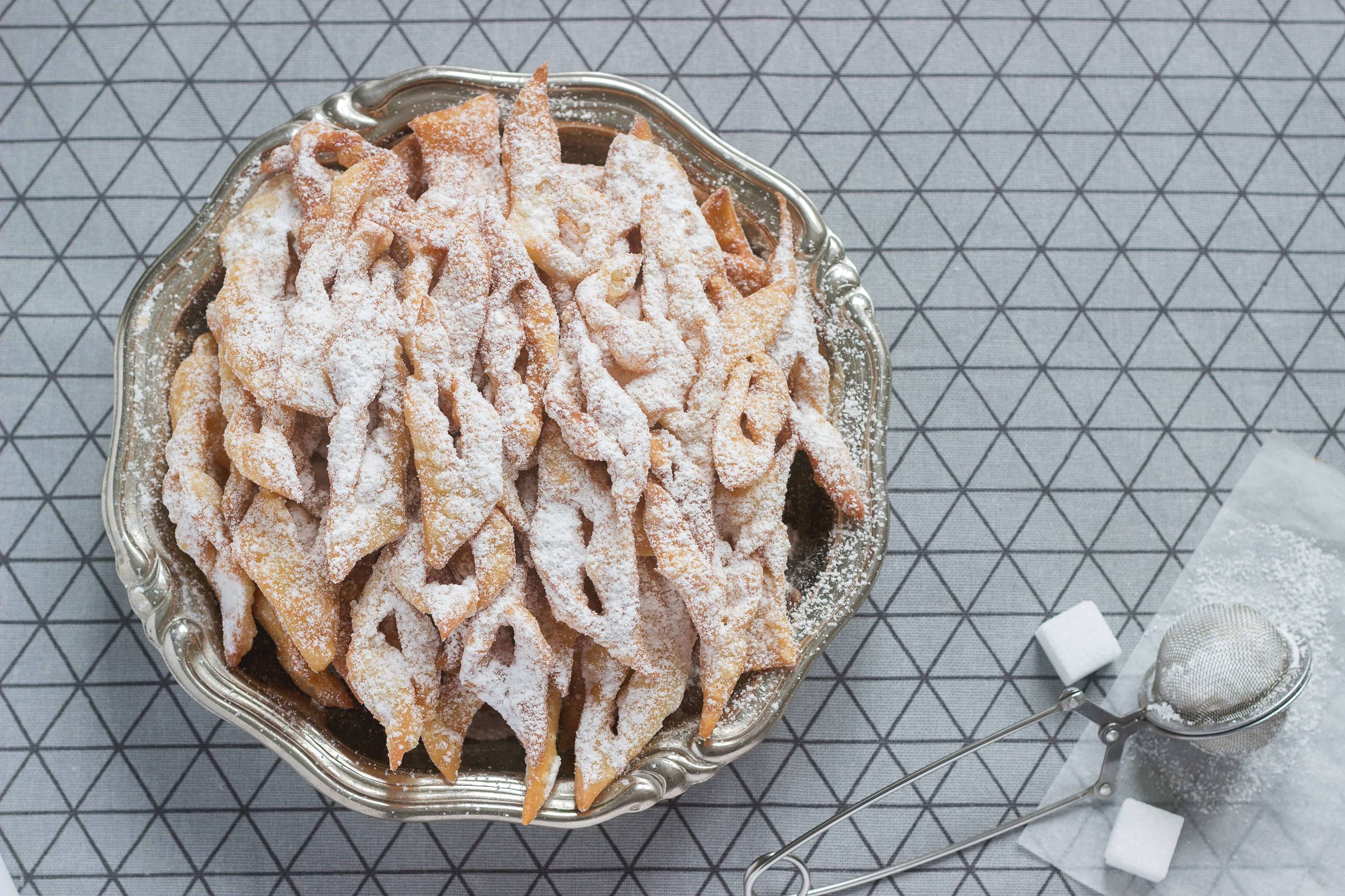 Kroštule - Frittierte Weihnachtskekse aus Istrien