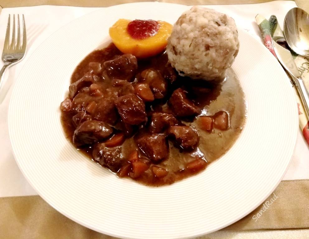 Hirschragout Hirschragout