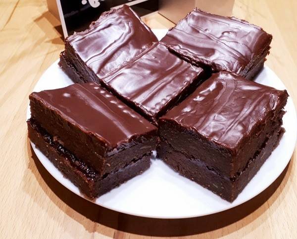 Schoko-Nusskuchen Rezept - ichkoche.de Schoko-Nusskuchen Rezept - ichkoche.de