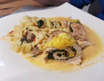 Putenröllchen mit Blattspinat Putenröllchen mit Blattspinat