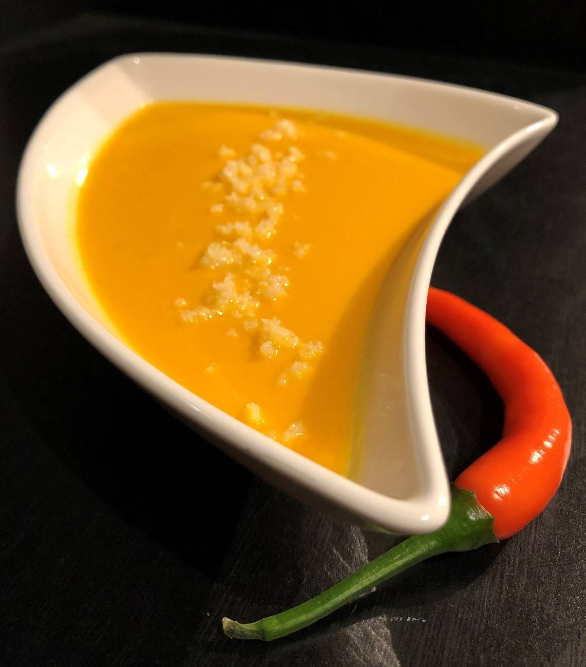 Karotten-Kokossuppe spicy