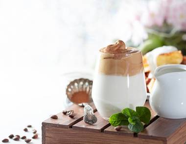 Süßer Kaffeeklatsch! Sie sehen dieses Bild nicht? Klicken Sie mit der rechten Maustaste darauf und wählen Sie „Bilder herunterladen.“