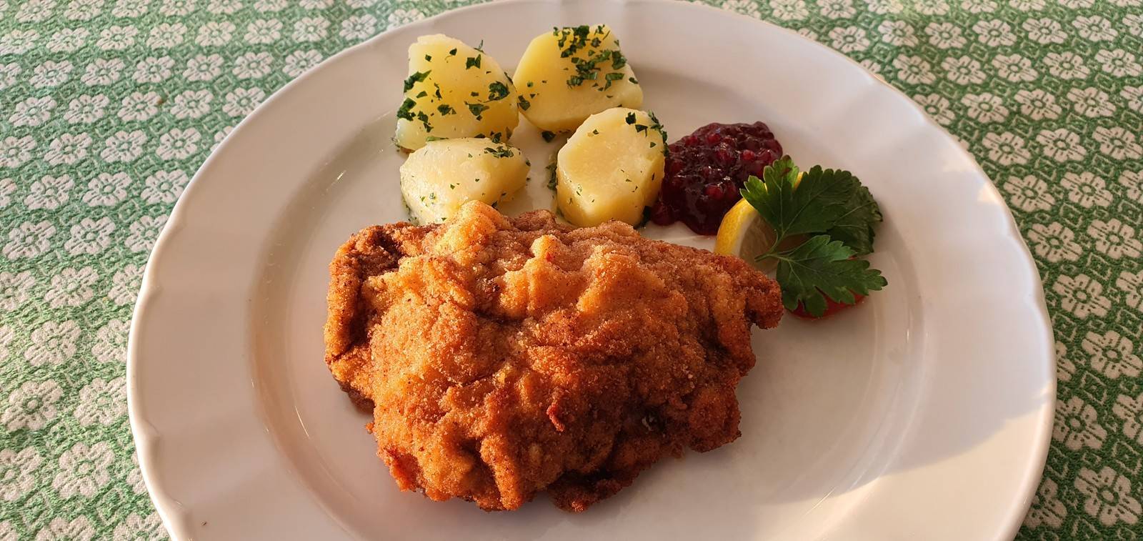 Cordon Bleu mit Petersilkartoffeln