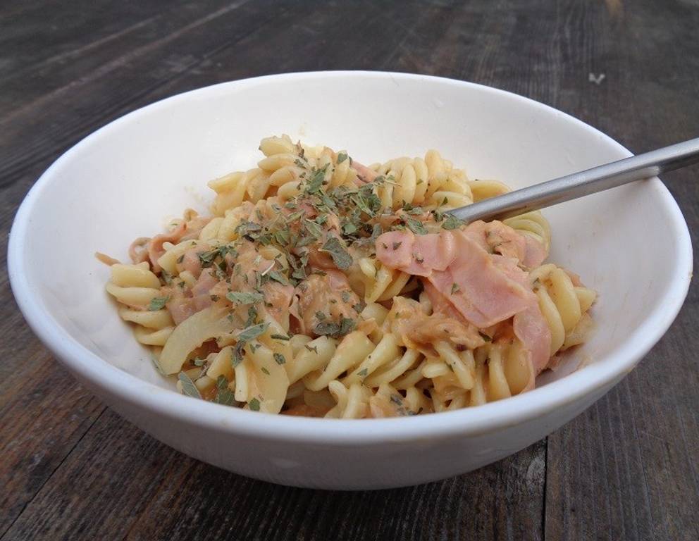 Fusilli mit Restl Carbonara Fusilli mit Restl Carbonara