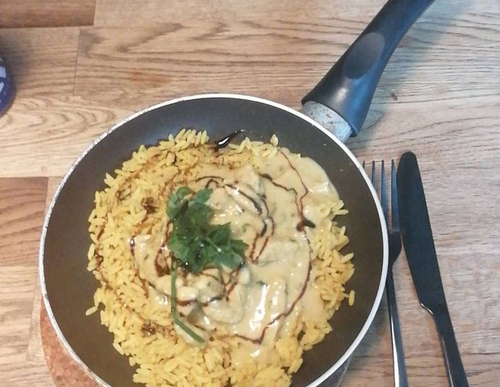 Putengeschnetzeltes mit Minze und Honig Putengeschnetzeltes mit Minze und Honig