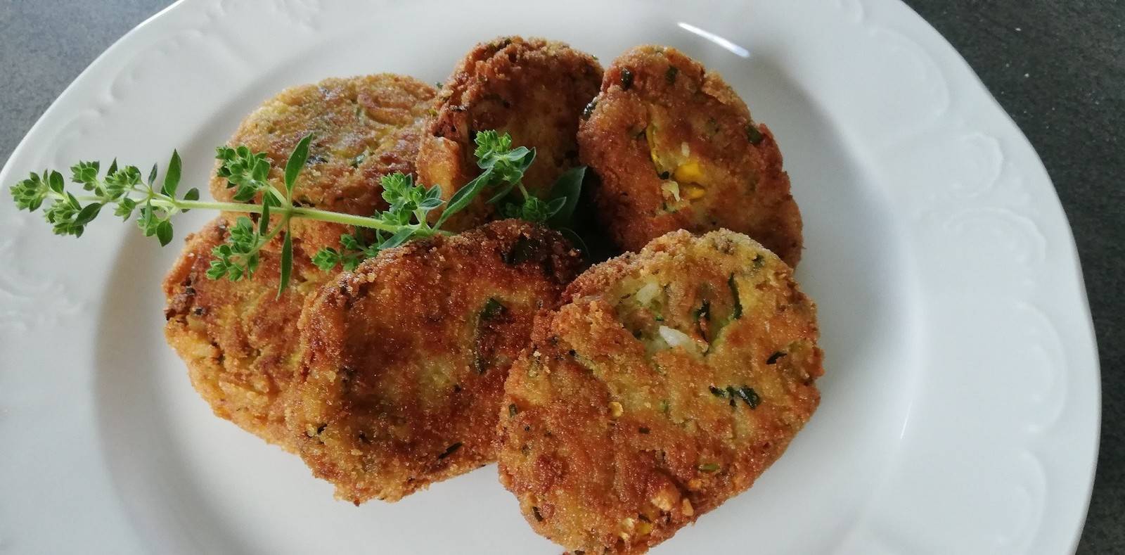 Zucchini Laibchen spezial