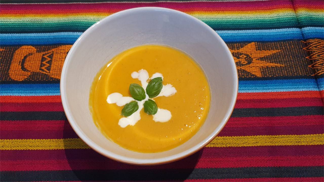 Fruchtige Kürbiscremesuppe