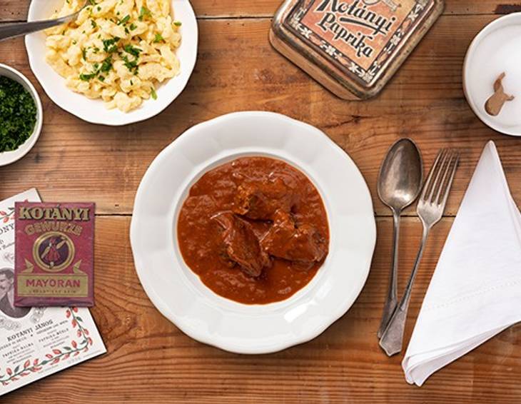 Gulasch mit Spätzle Gulasch mit Spätzle