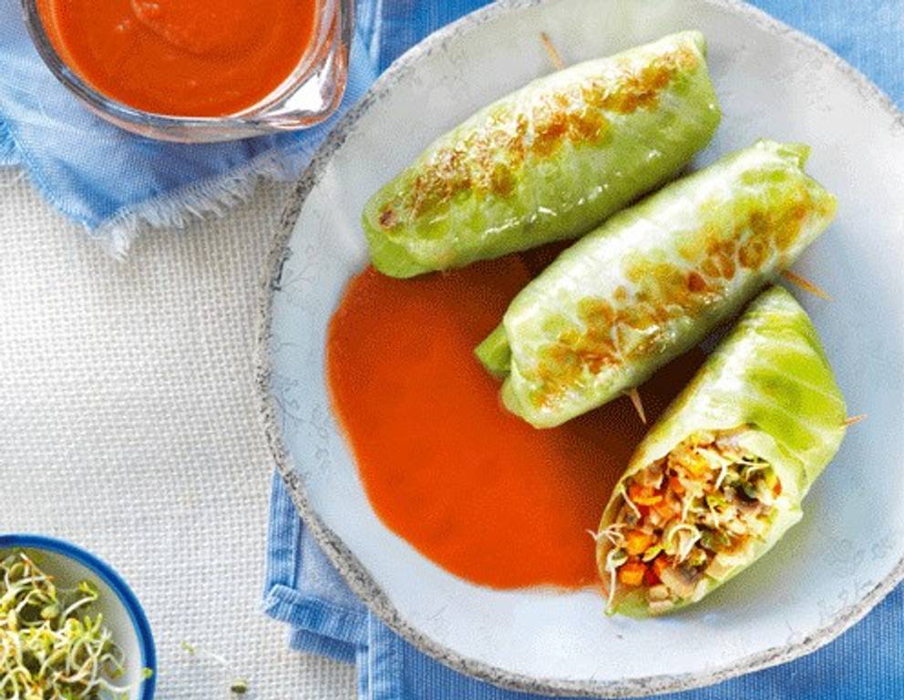 Kohlrouladen mit Sprossen-Pilz-Füllung Kohlrouladen mit Sprossen-Pilz-Füllung