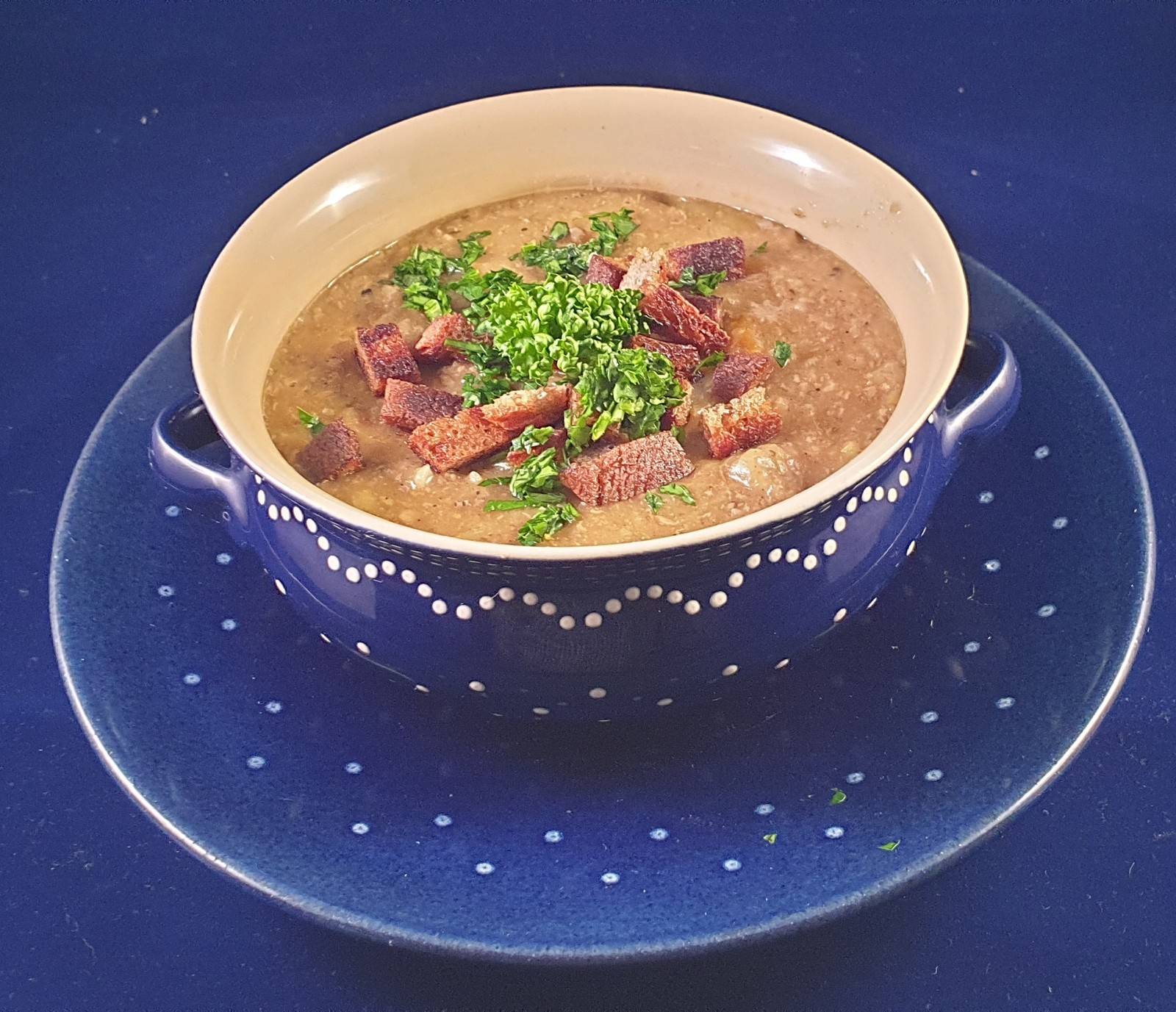 Leberwurstsuppe