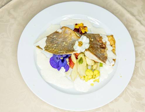 Saiblingsfilet mit Spargel und Apfelweinschaum
