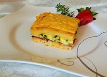 Zucchini-Paprika-Knödelauflauf Zucchini-Paprika-Knödelauflauf