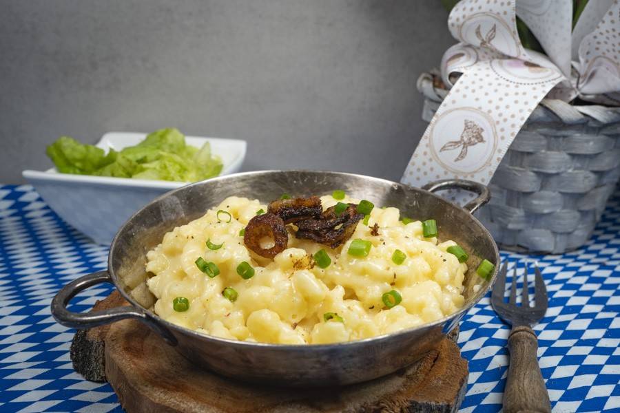 Käsespätzle mit Röstzwiebeln