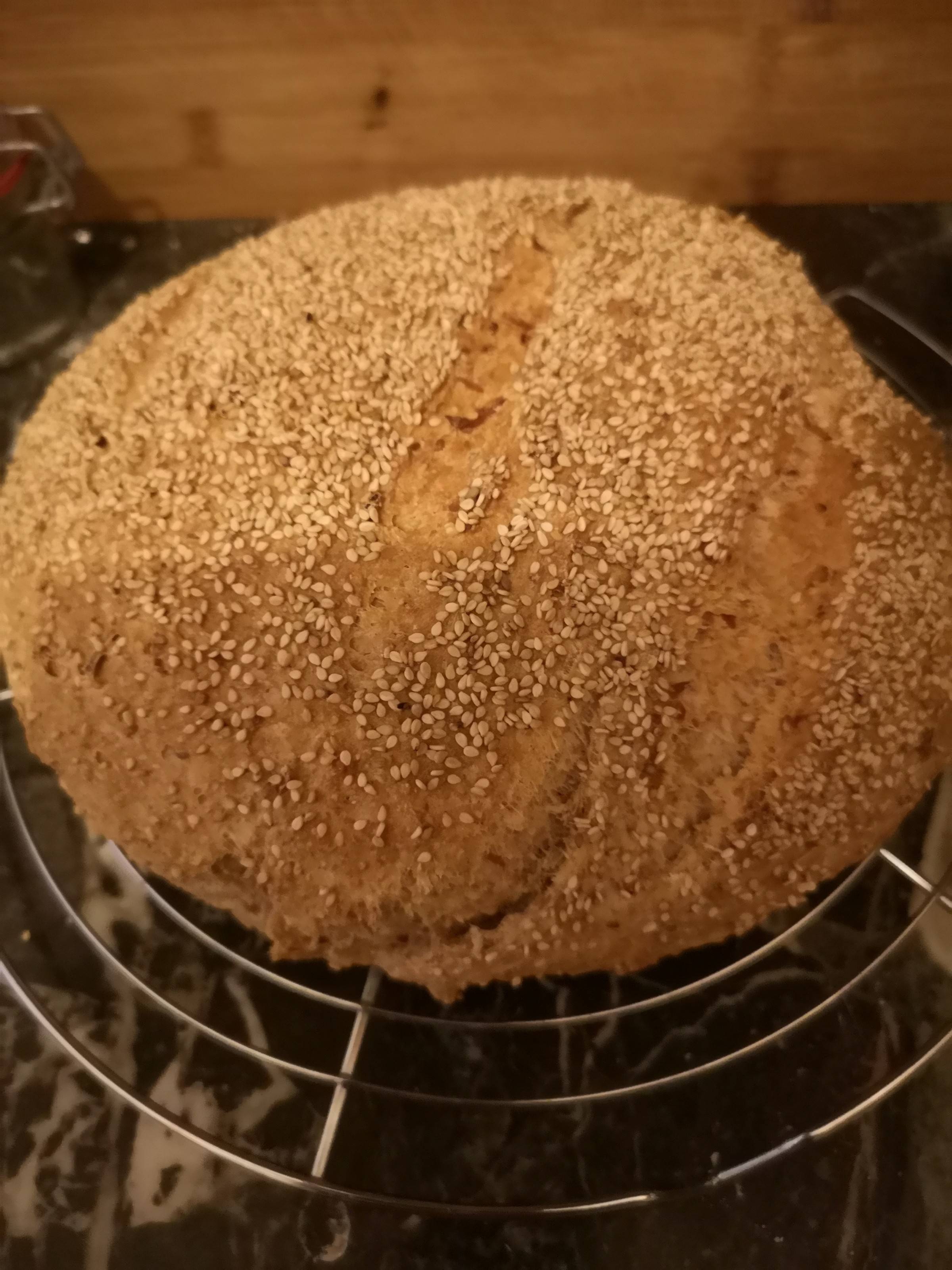 Sellerie-Sesamsaat-Brot Rezept - ichkoche.de