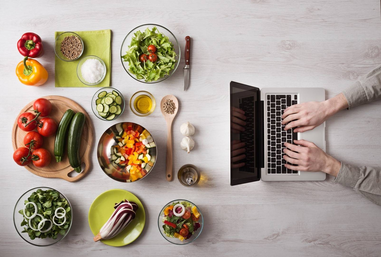 Vom Kochtopf zum Laptop —  Die Herausforderungen des Foodblogs