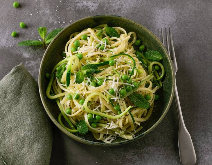 Frühlings-Pasta mit Erbsen