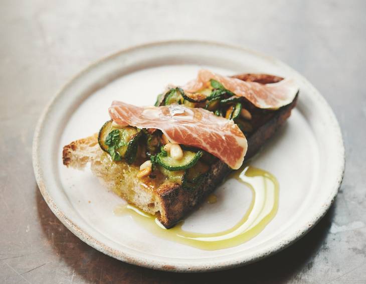 Zucchini, Minze und Schinken Zucchini, Minze und Schinken