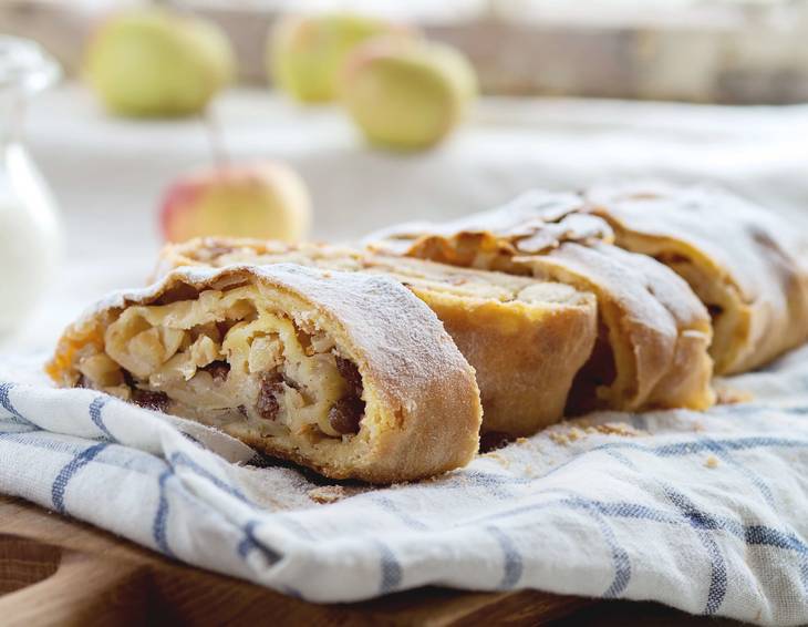 Mürbteig-Apfelstrudel Mürbteig-Apfelstrudel
