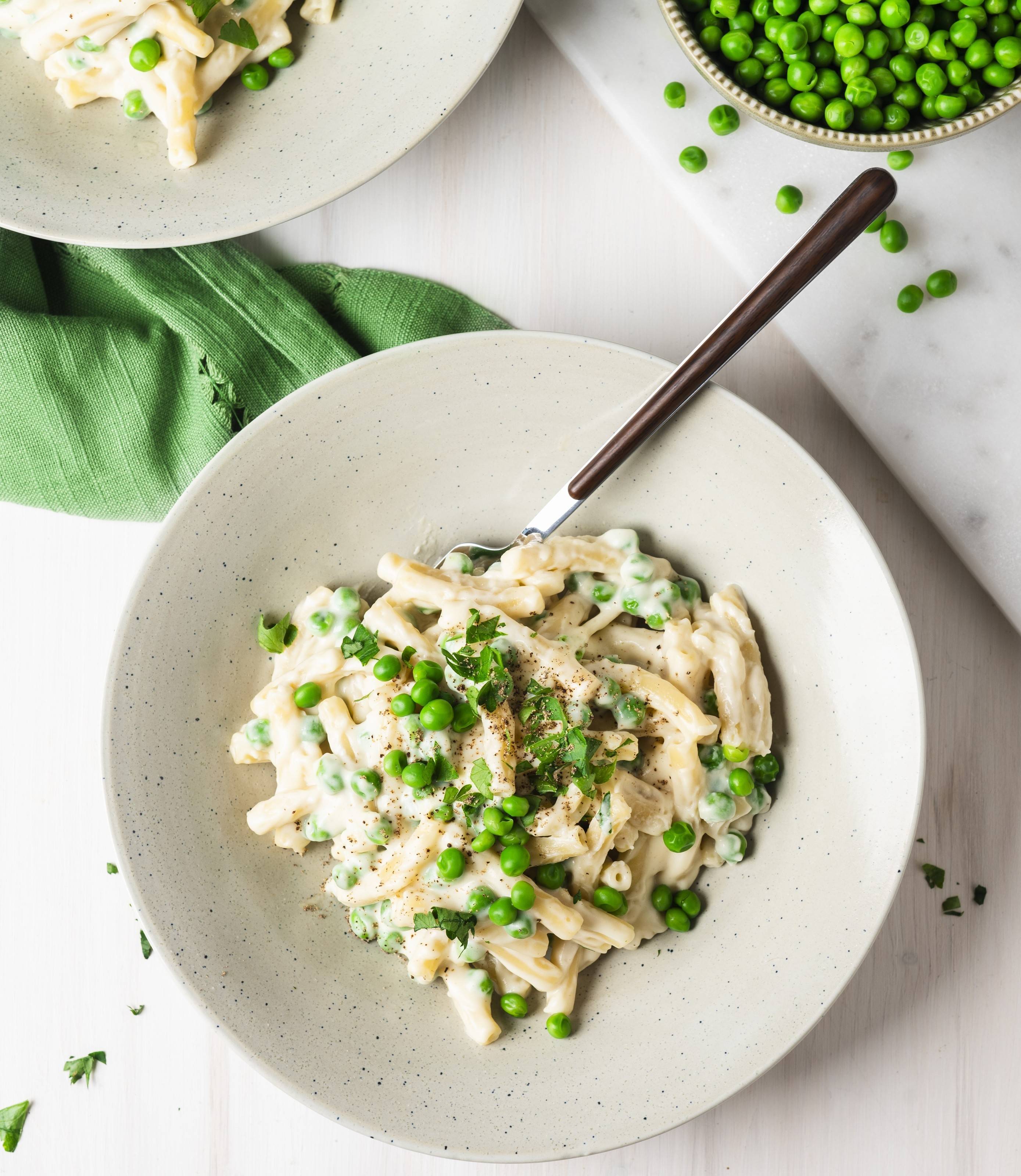 Mac'n'Peas - Schnelle Makkaroni mit Käsesauce und Erbsen - ichkoche.at Mac'n'Peas - Schnelle Makkaroni mit Käsesauce und Erbsen - ichkoche.at