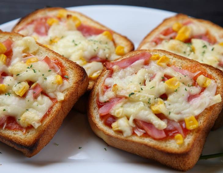 Pizzatoasts Pizzatoasts