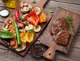 Steak mit Grillgemüse Steak mit Grillgemüse