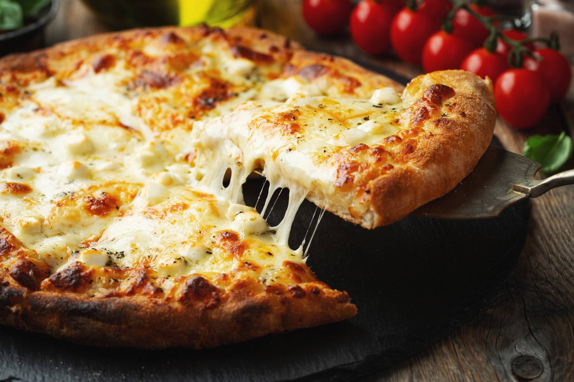 Pizza Quattro Formaggi