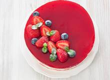 Erdbeertorte mit Fruchtspiegel Erdbeertorte mit Fruchtspiegel
