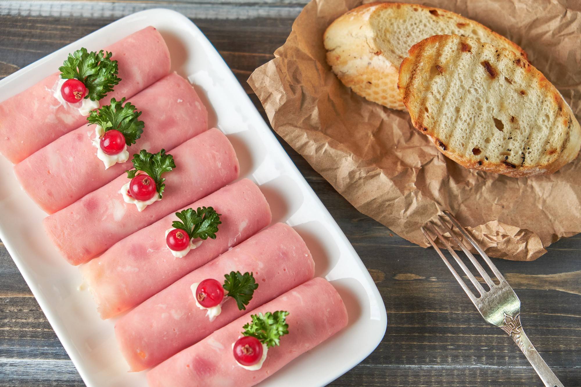 Schinkenrollen mit Gemüsemayonnaise