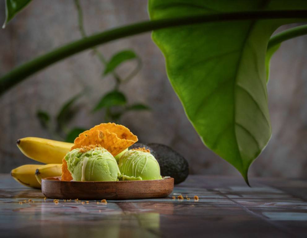 Avocado-Babybanane mit Kokos