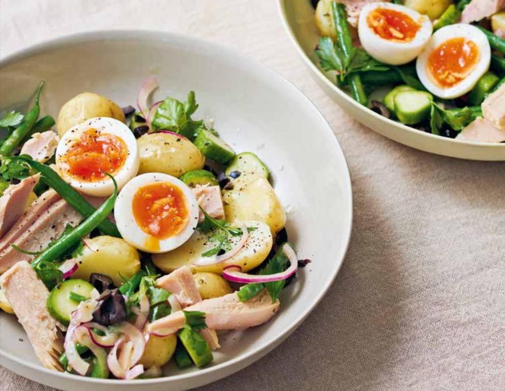 Salat Niçoise mit Dijon Dressing