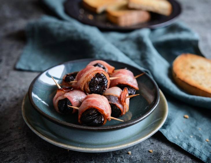 Zwetschken im Speckmantel aus der Heißluftfritteuse