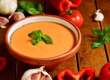 Gazpacho - Geeiste Gemüsesuppe Gazpacho - Geeiste Gemüsesuppe