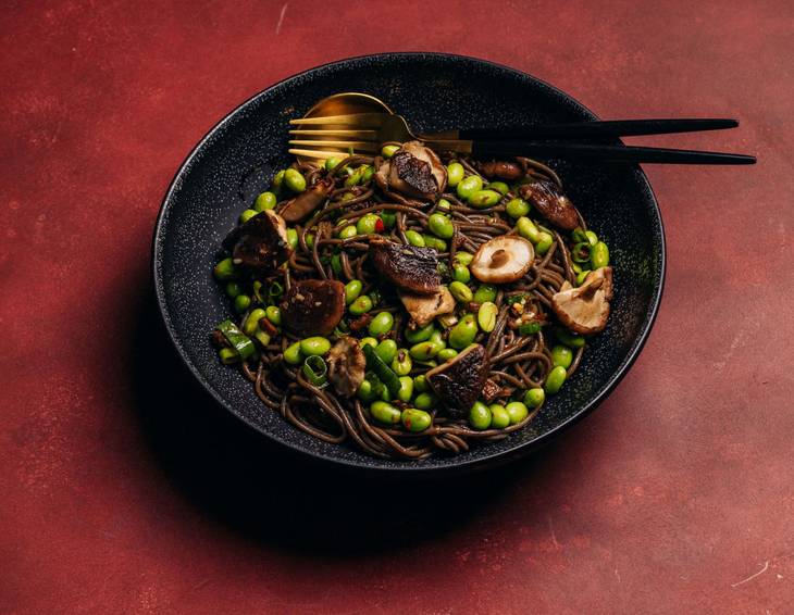 Soba Nudel Salat mit Edamame Soba Nudel Salat mit Edamame