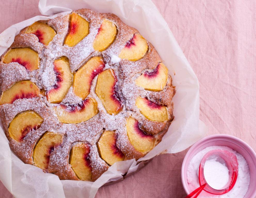 Blechkuchen mit Pfirsichen