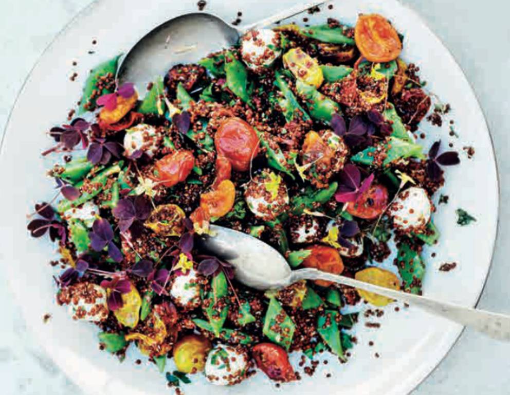 Ofengetrocknete Sommertomaten mit Bohnen und Quinoa