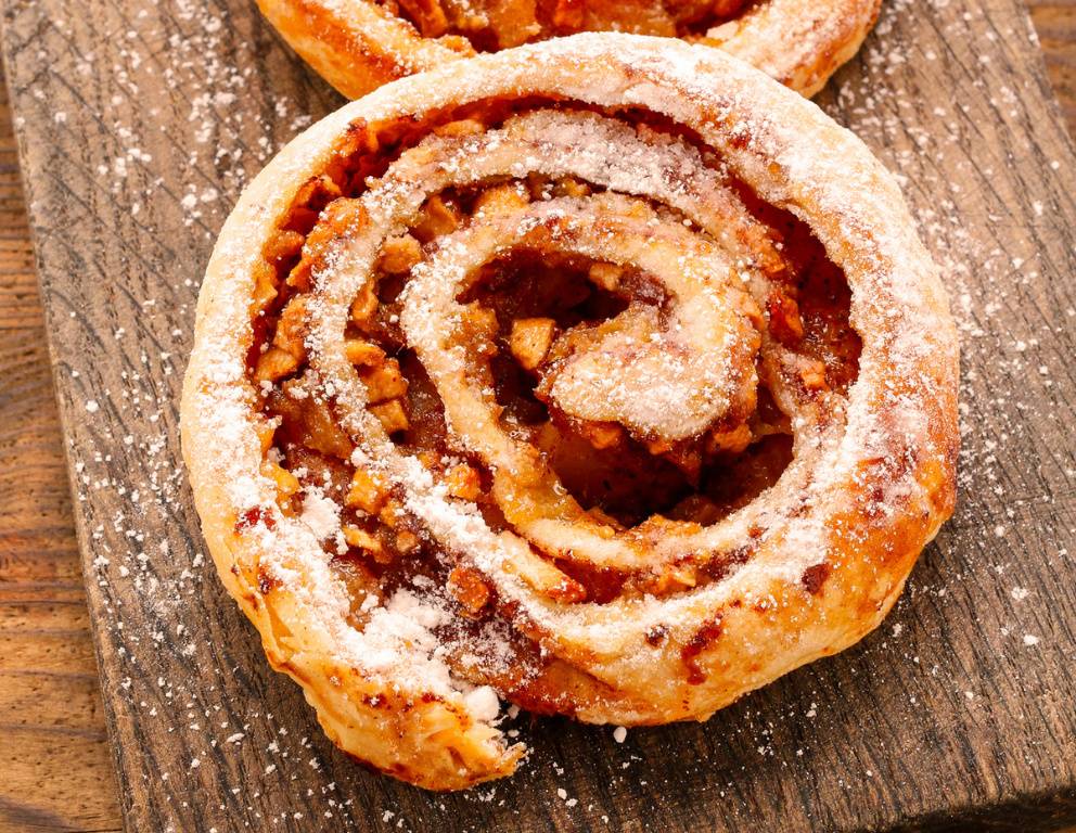 Apfel-Nuss-Schnecken