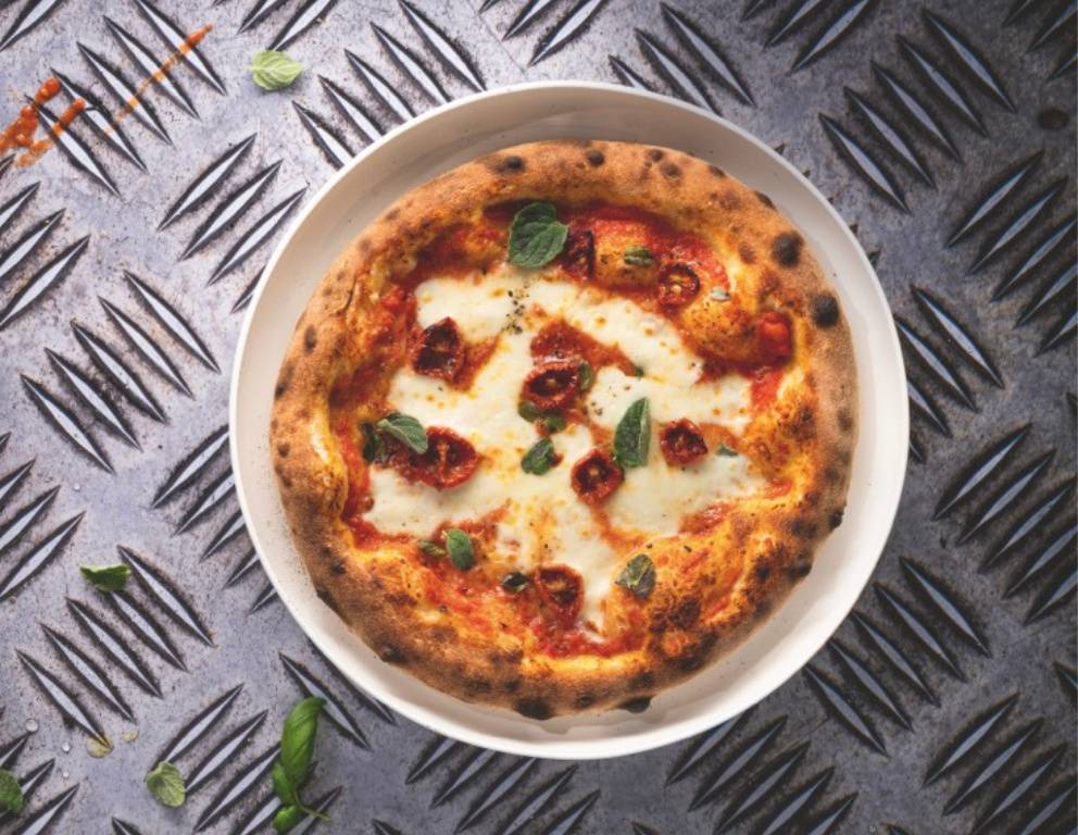 Pizza Margherita - Madre Mozzarella