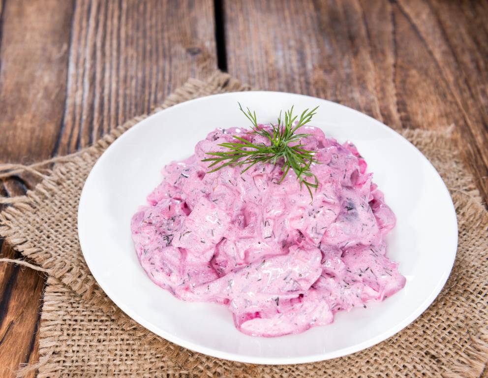 Heringssalat mit Preiselbeeren