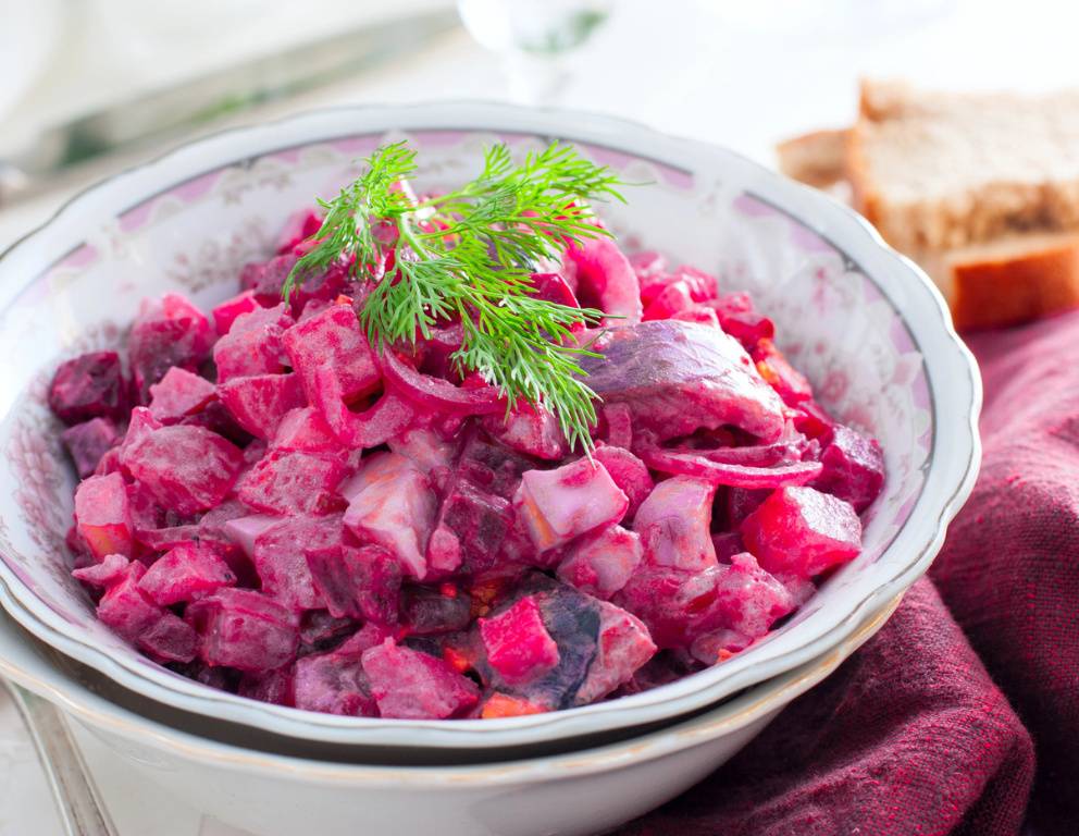 Heringssalat mit Roten Rüben Heringssalat mit Roten Rüben