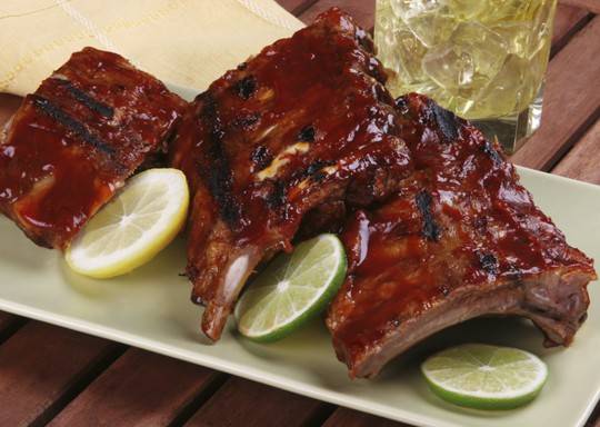 Pikante Spareribs mit Ahornsirup