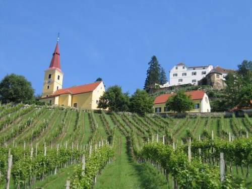 Kapfenstein - Kirche und Schloss